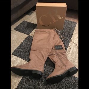SOLD🔥NWT CHARLOTTE RUSSE BOOTS 🔥